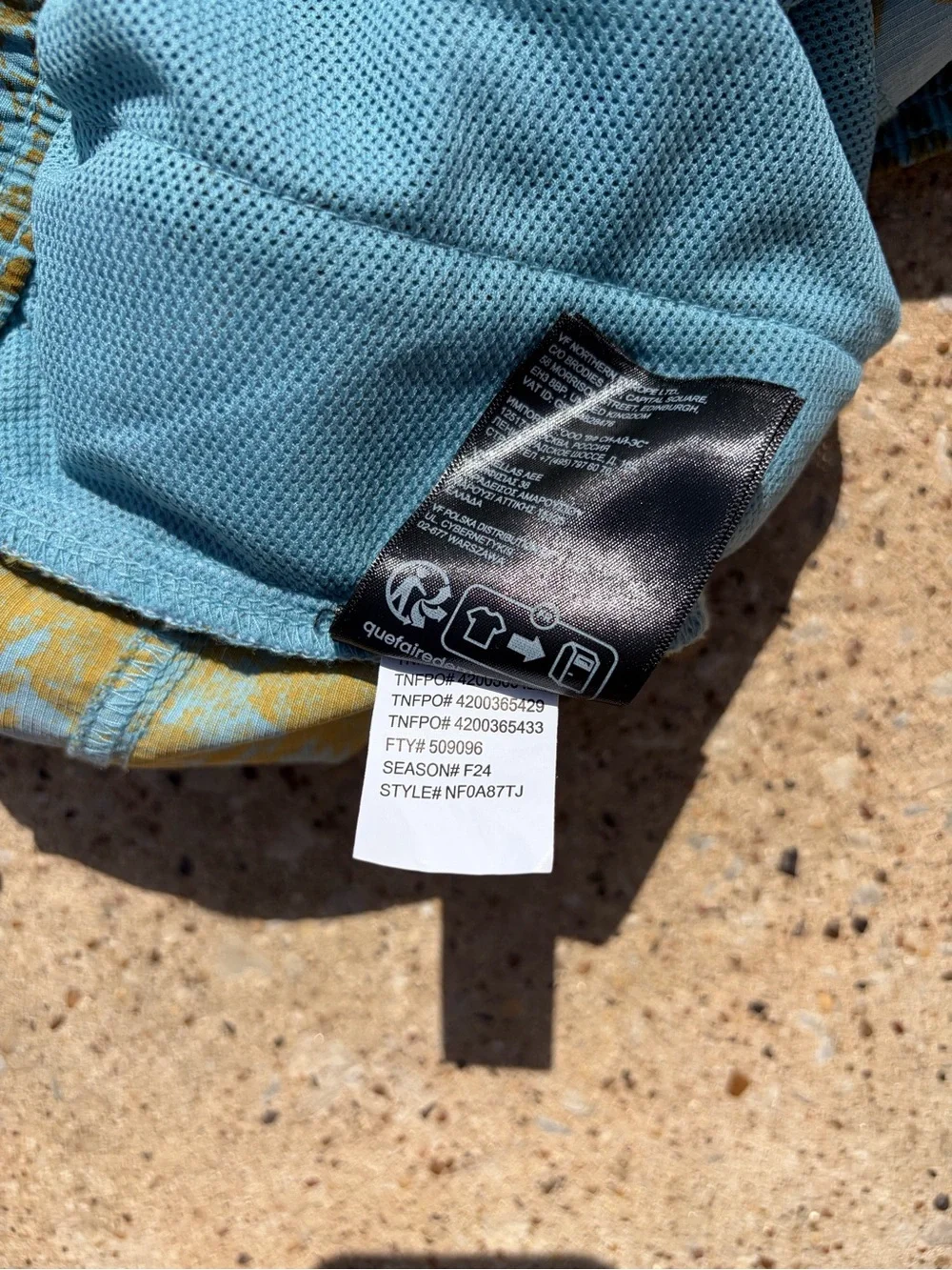 The North Face Men’s L Nylon Shorts Graphic Blue Gold Drawstring